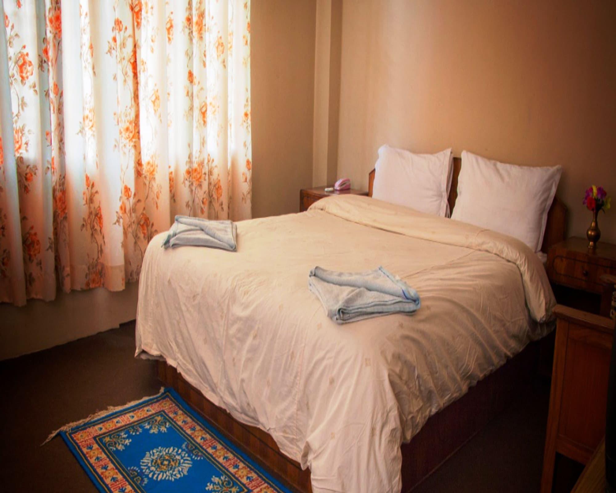 Hotel Metropolitan Kantipur Катманду Экстерьер фото