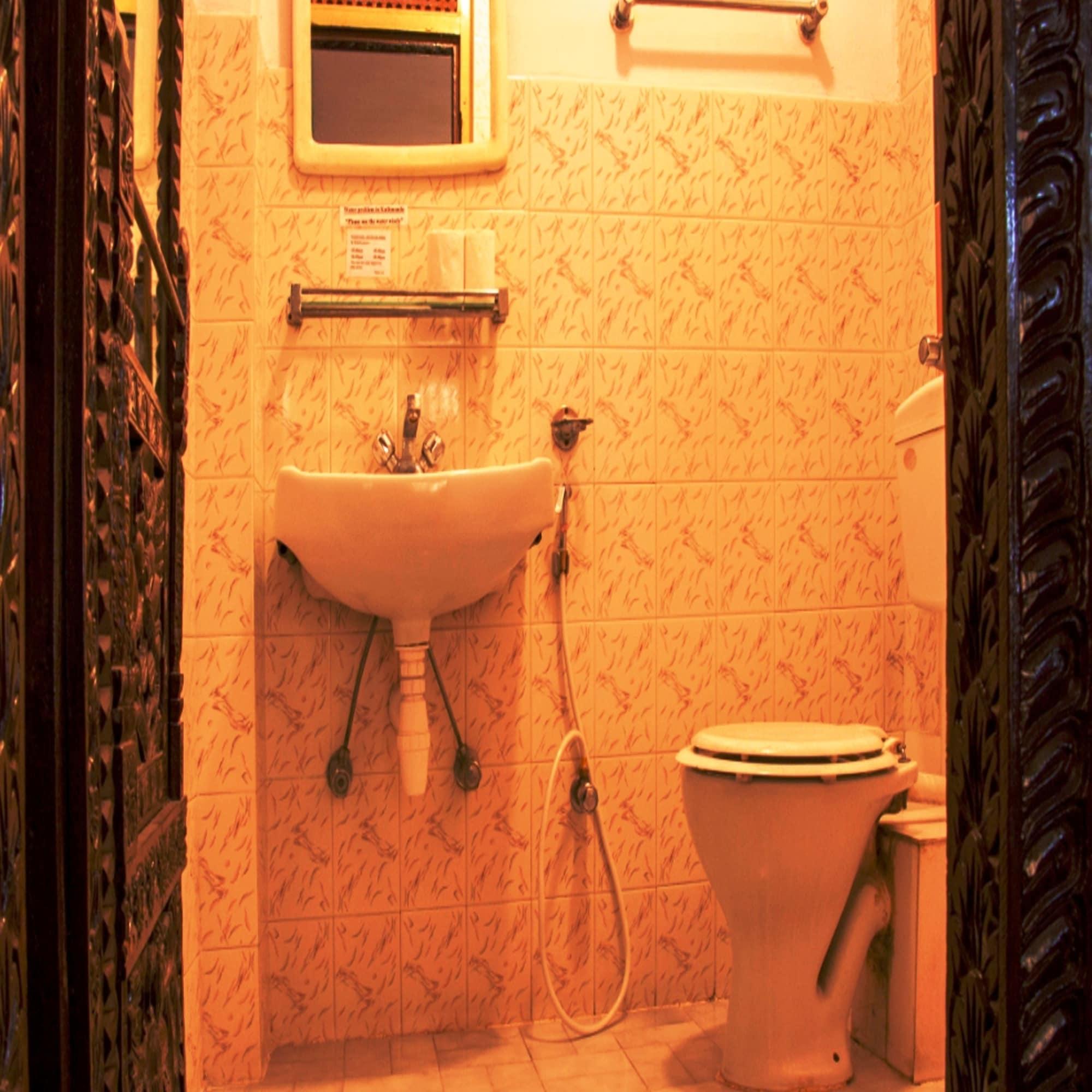 Hotel Metropolitan Kantipur Катманду Экстерьер фото