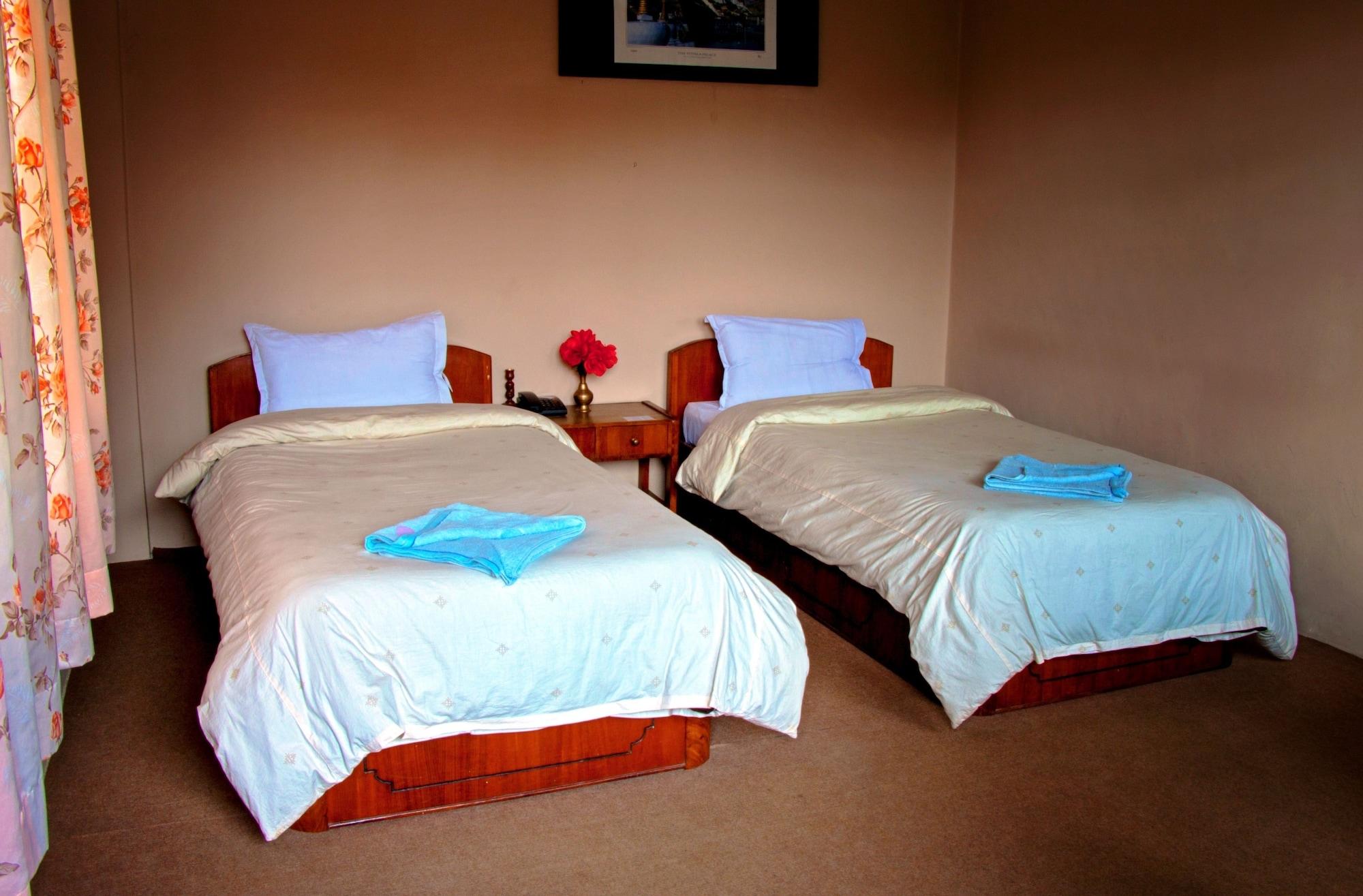 Hotel Metropolitan Kantipur Катманду Экстерьер фото