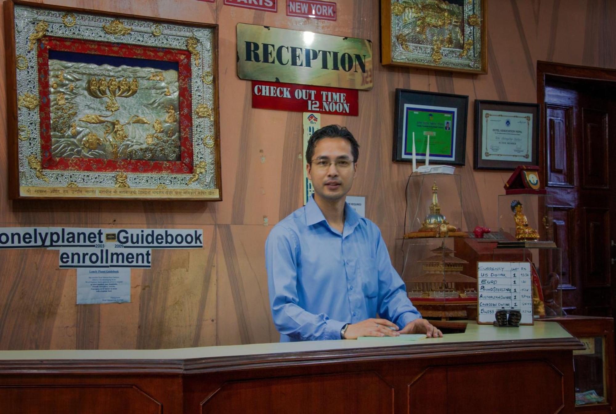 Hotel Metropolitan Kantipur Катманду Экстерьер фото