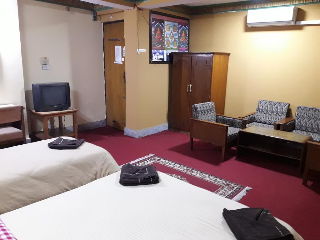 Hotel Metropolitan Kantipur Катманду Экстерьер фото