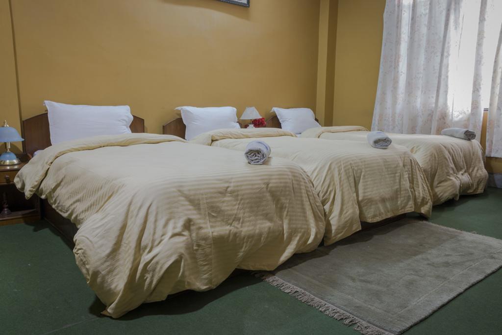 Hotel Metropolitan Kantipur Катманду Экстерьер фото