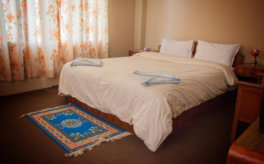 Hotel Metropolitan Kantipur Катманду Экстерьер фото